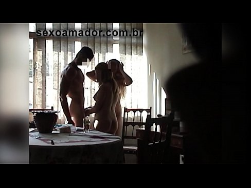 ❤️ Seksaj amikoj invitas gigantan viron kaj triopon kun li Porno ĉe eo.pornpics-de.ru ﹏